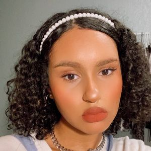 Meet your Posher, Dia